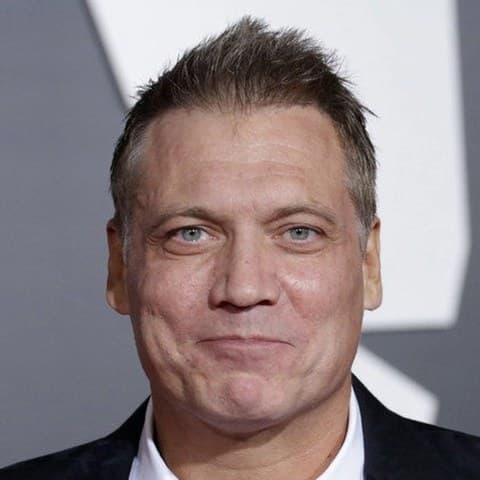 Holt McCallany