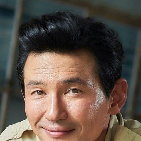 Hwang Jung-min