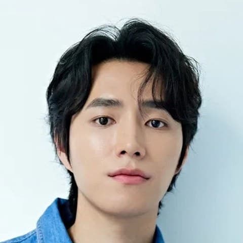 Hwang Hwi