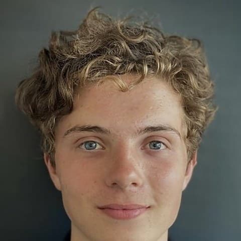 Roman Griffin Davis